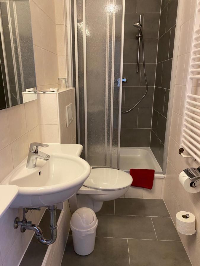 Hotel garni Am Dippeplatz Quedlinburg Esterno foto