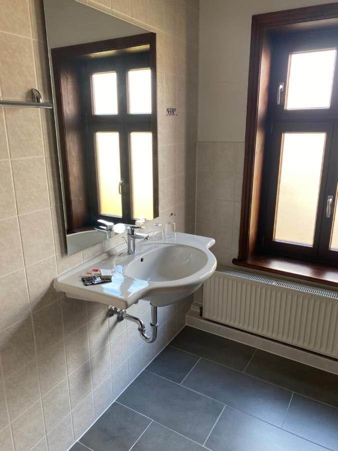 Hotel garni Am Dippeplatz Quedlinburg Esterno foto
