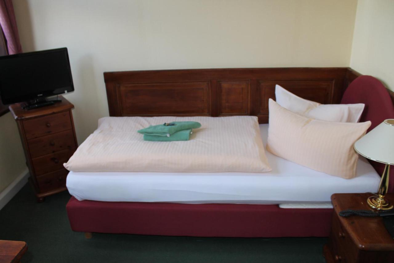 Hotel garni Am Dippeplatz Quedlinburg Esterno foto